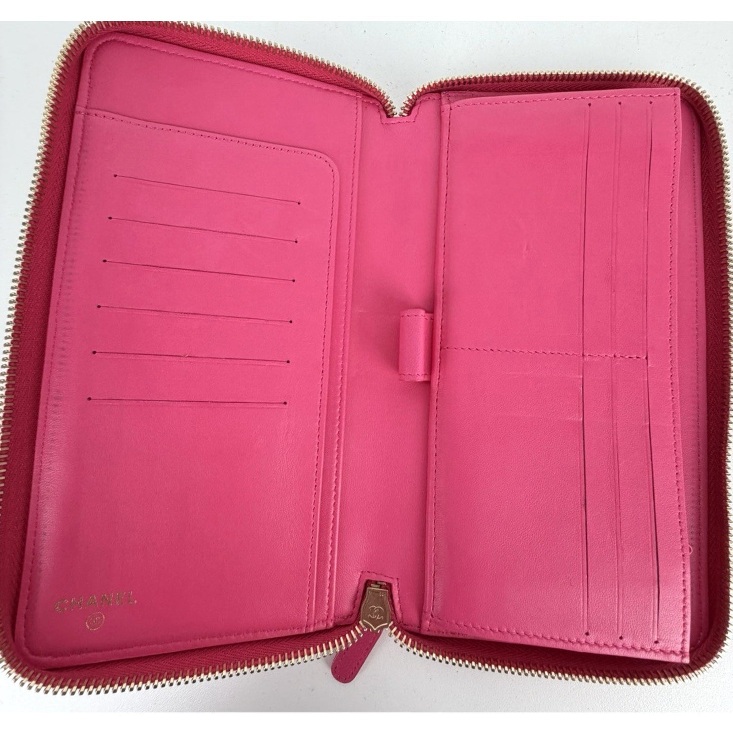 Chanel Quilted Leather Wallet in Raspberry Pink CC Logo 2016 K3