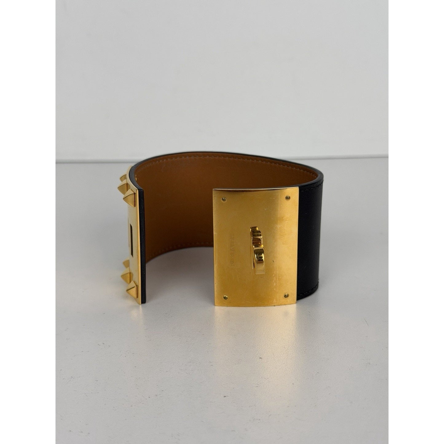 Hermes Kelly Dog Extreme Bracelet S Black Swift Leather Gold-Plated Pyramids S11