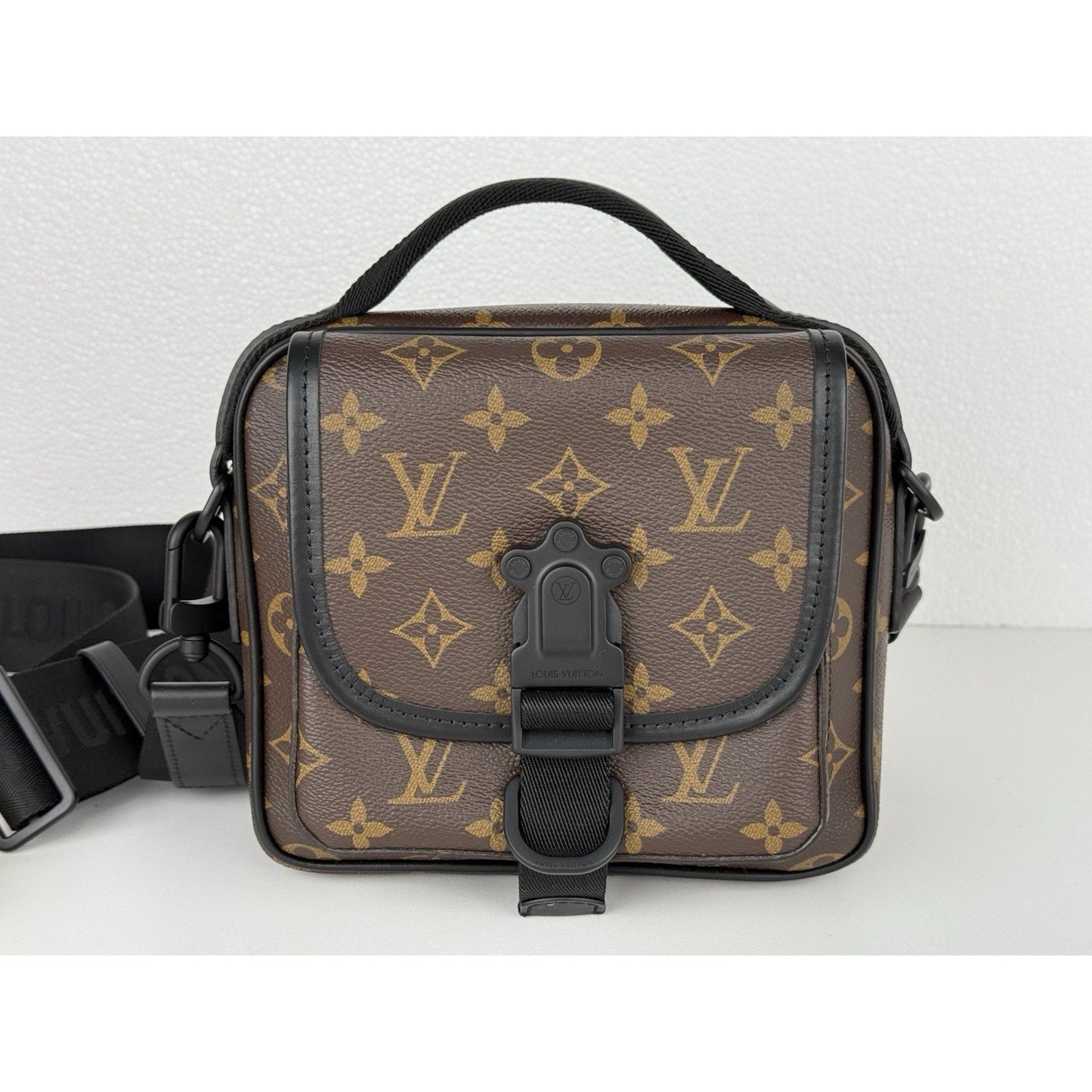 Louis Vuitton Monogram Macassar Quest Messenger Brown Coated Canvas Shoulder Bag