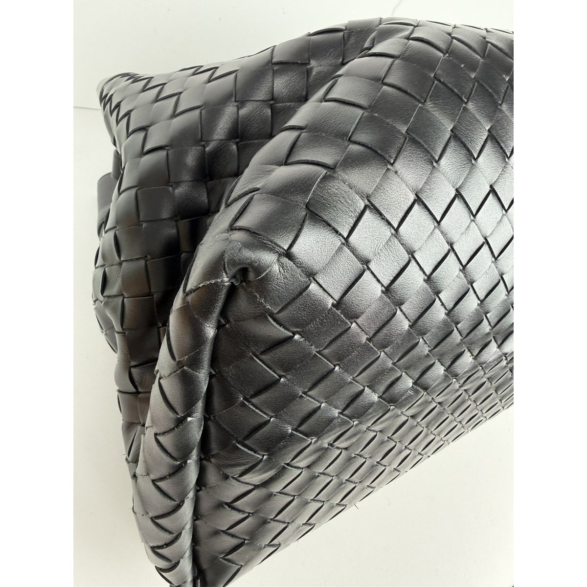 Bottega Veneta Andiamo Voyager Bag Unisex in Black Intrecciato Leather NFC C-3
