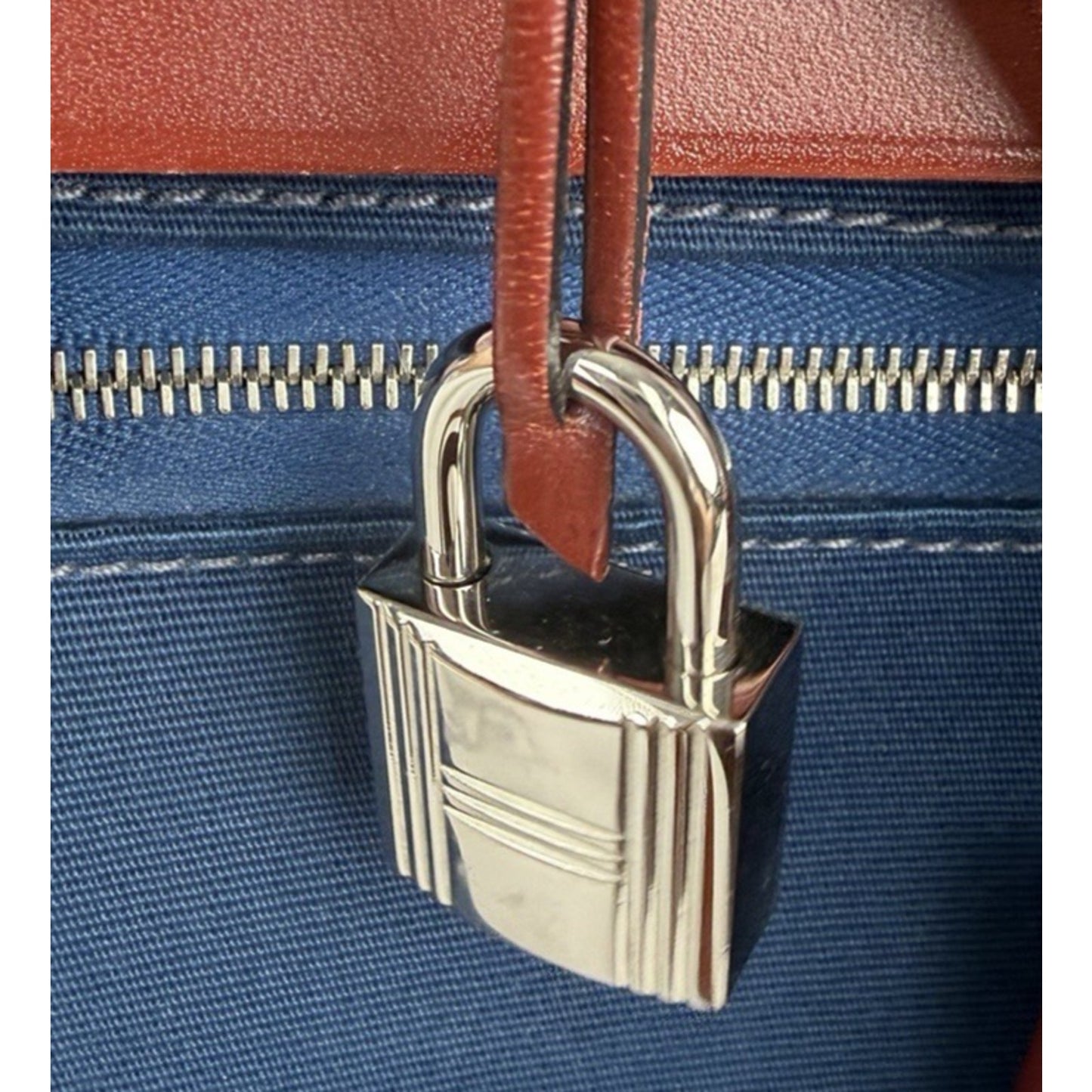 Hermes Herbag Zip 31 Bag Blue Marine Canvas with Vache Hunter Leather 2015 D2