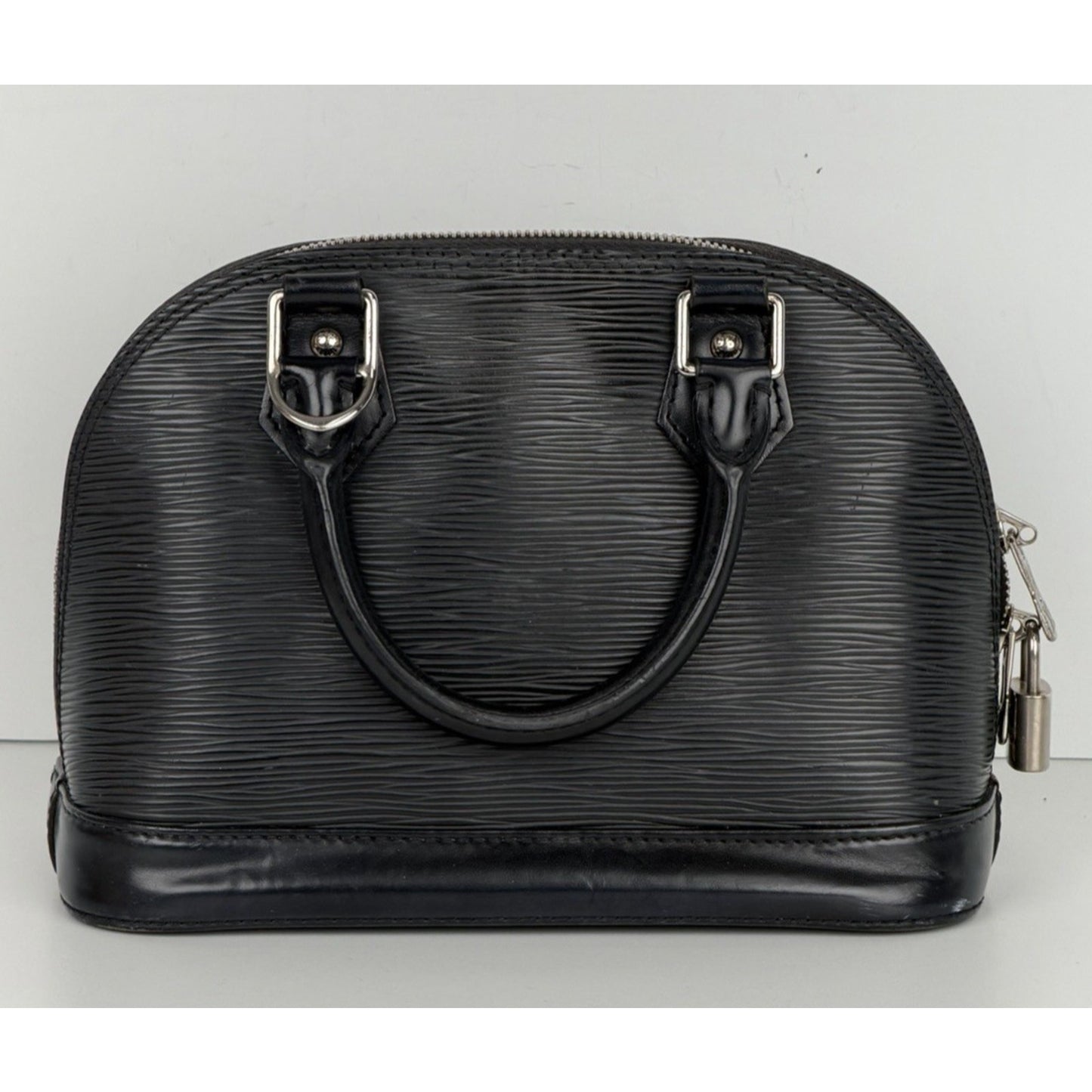 Louis Vuitton Alma BB Bag in Black Textured Epi Leather 2019 S-05
