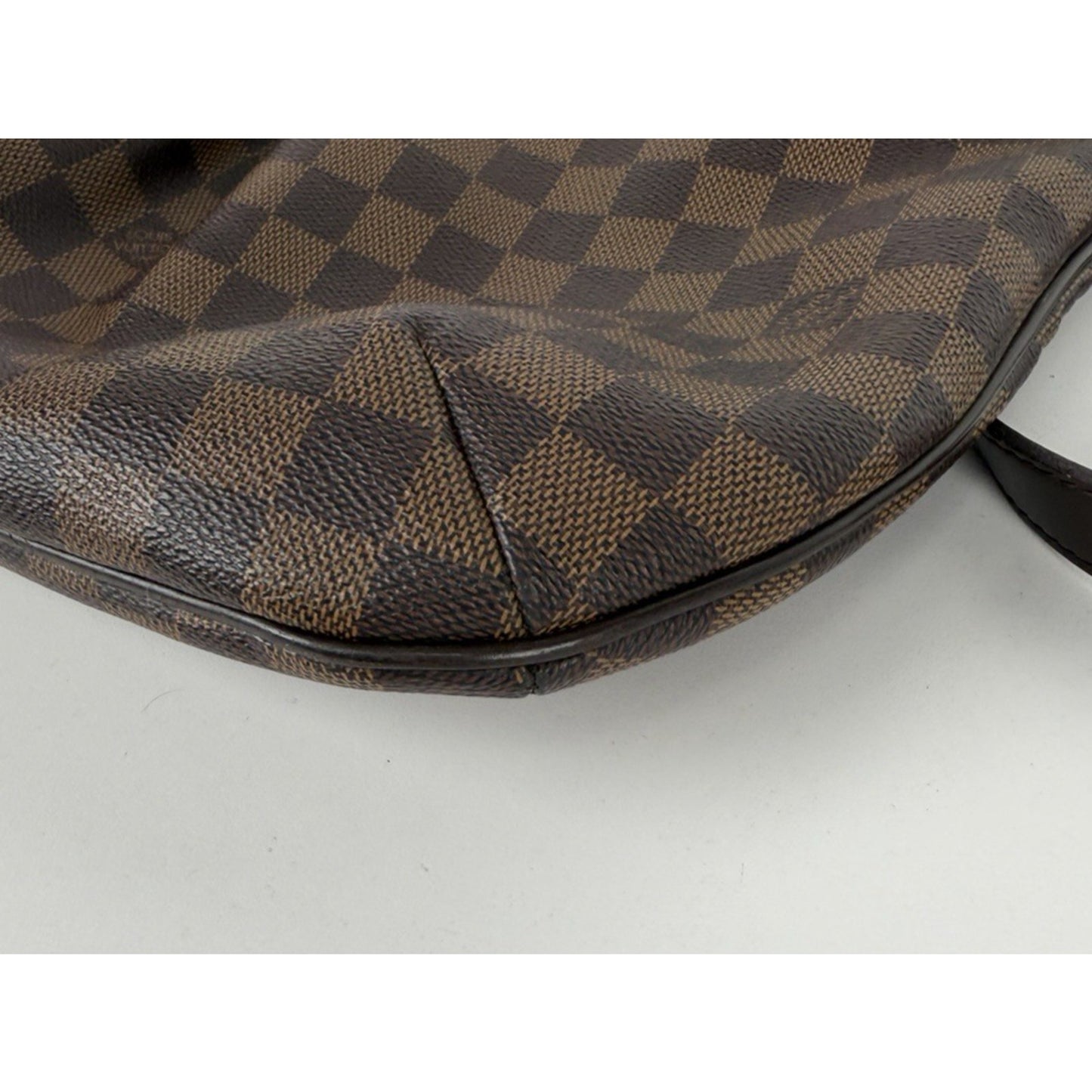Louis Vuitton Damier Ebene Bloomsbury GM Shoulder Bag (2009) S05