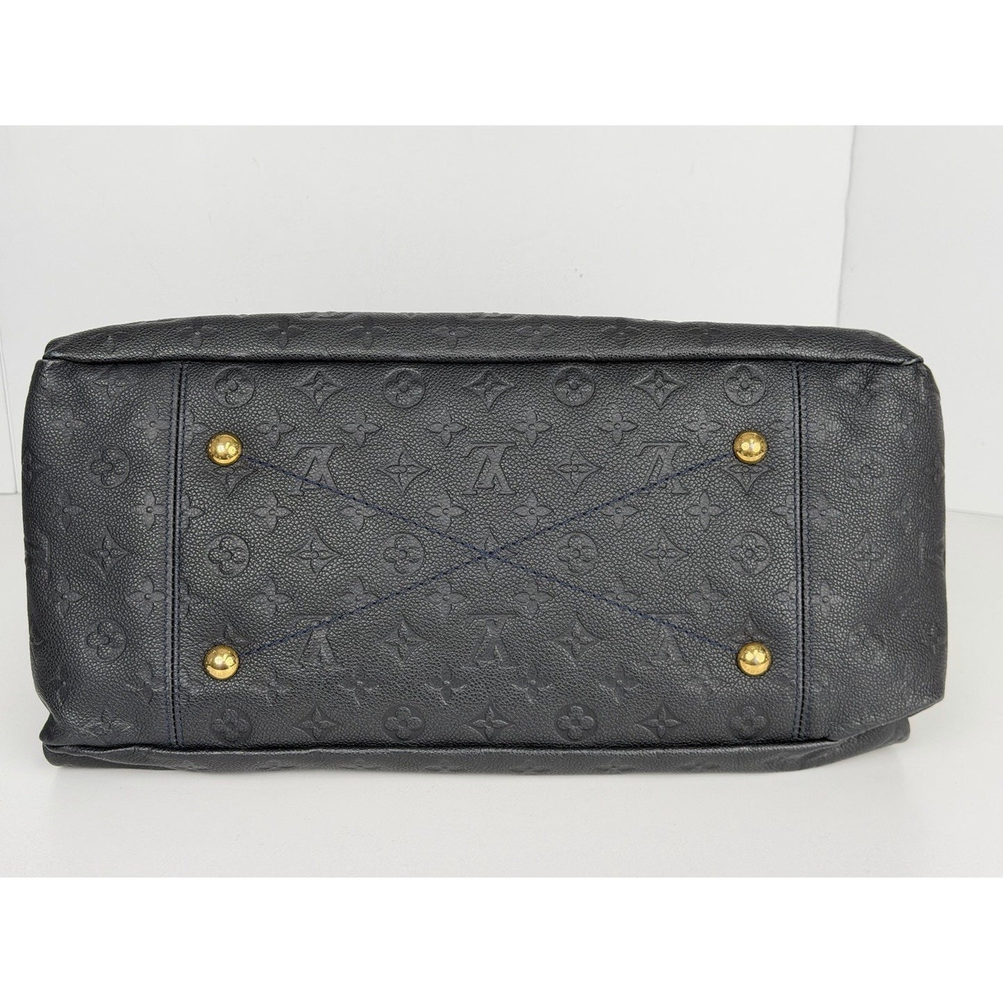 Louis Vuitton Artsy MM Handbag in Black Embossed Empreinte Leather 2012 F2