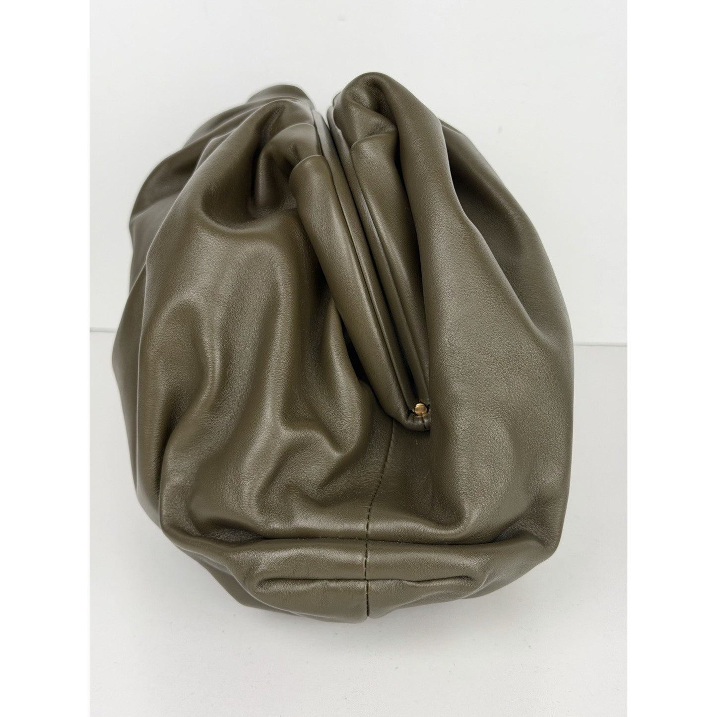 Bottega Veneta "The Pouch" Clutch Olive Green Leather Gathered&Ruffled Design S