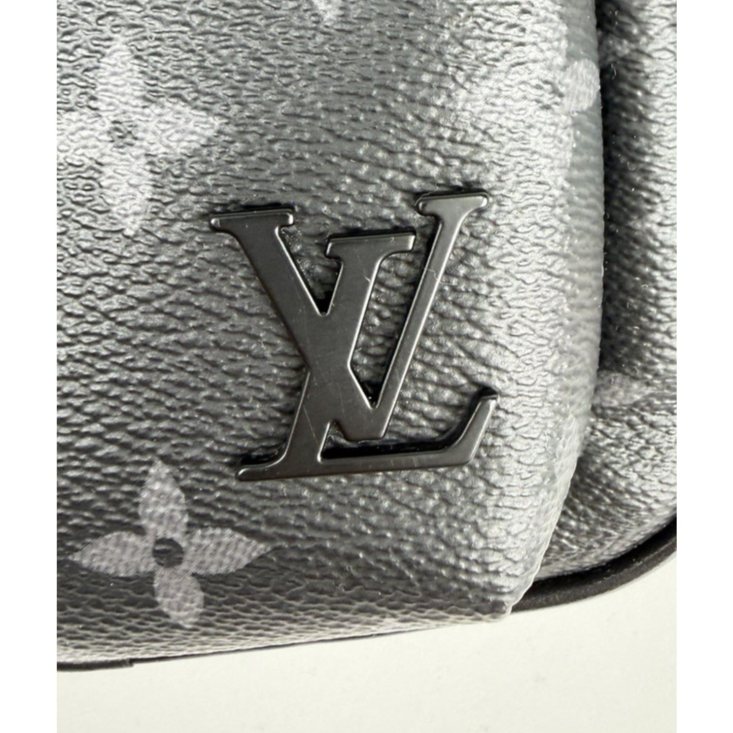 Louis Vuitton Avenue Slingbag PM in Black Monogram Eclipse Coated Canvas NFC E5
