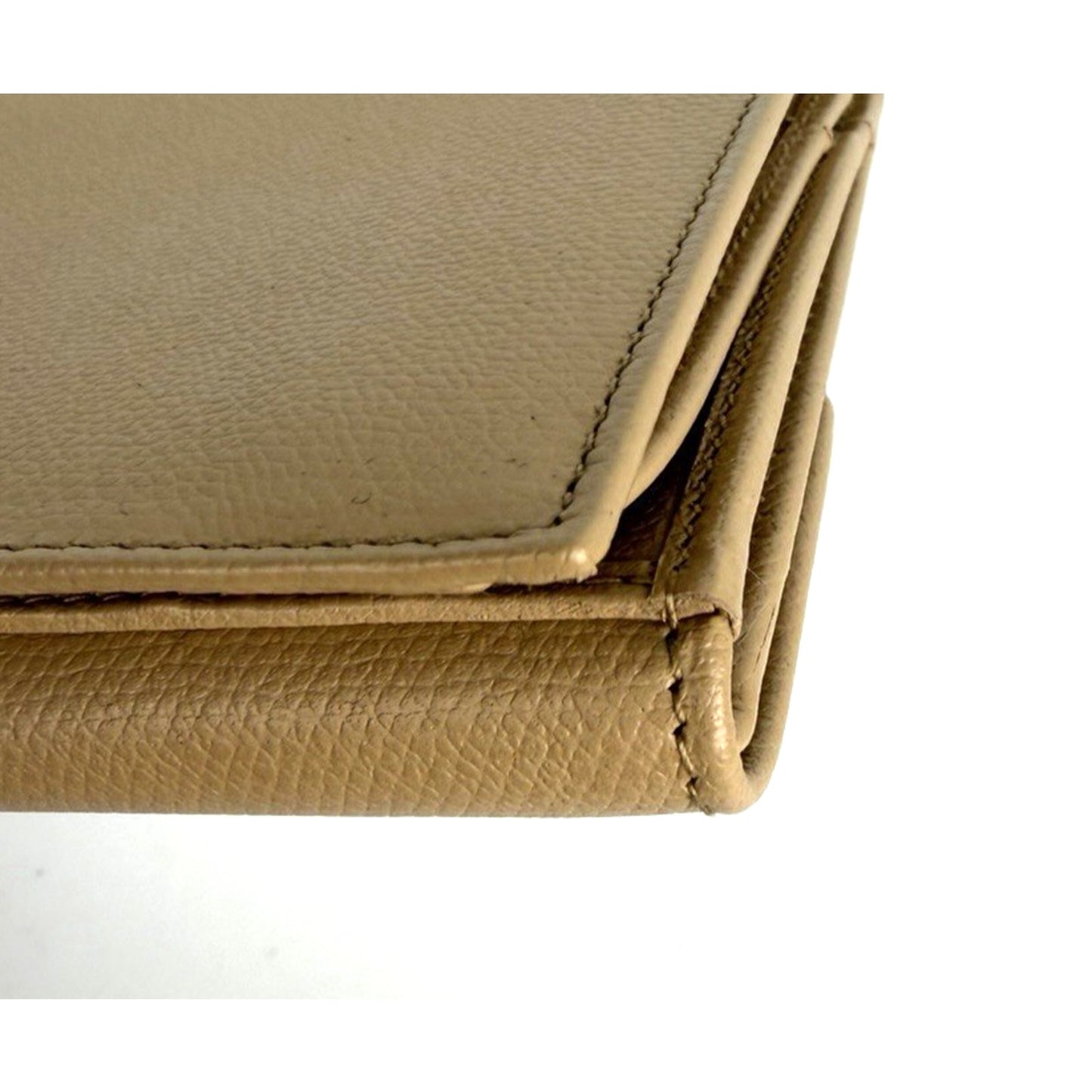 Chanel Interlocking CC Logo Continental Wallet in Beige Vintage 2004-2005 K2
