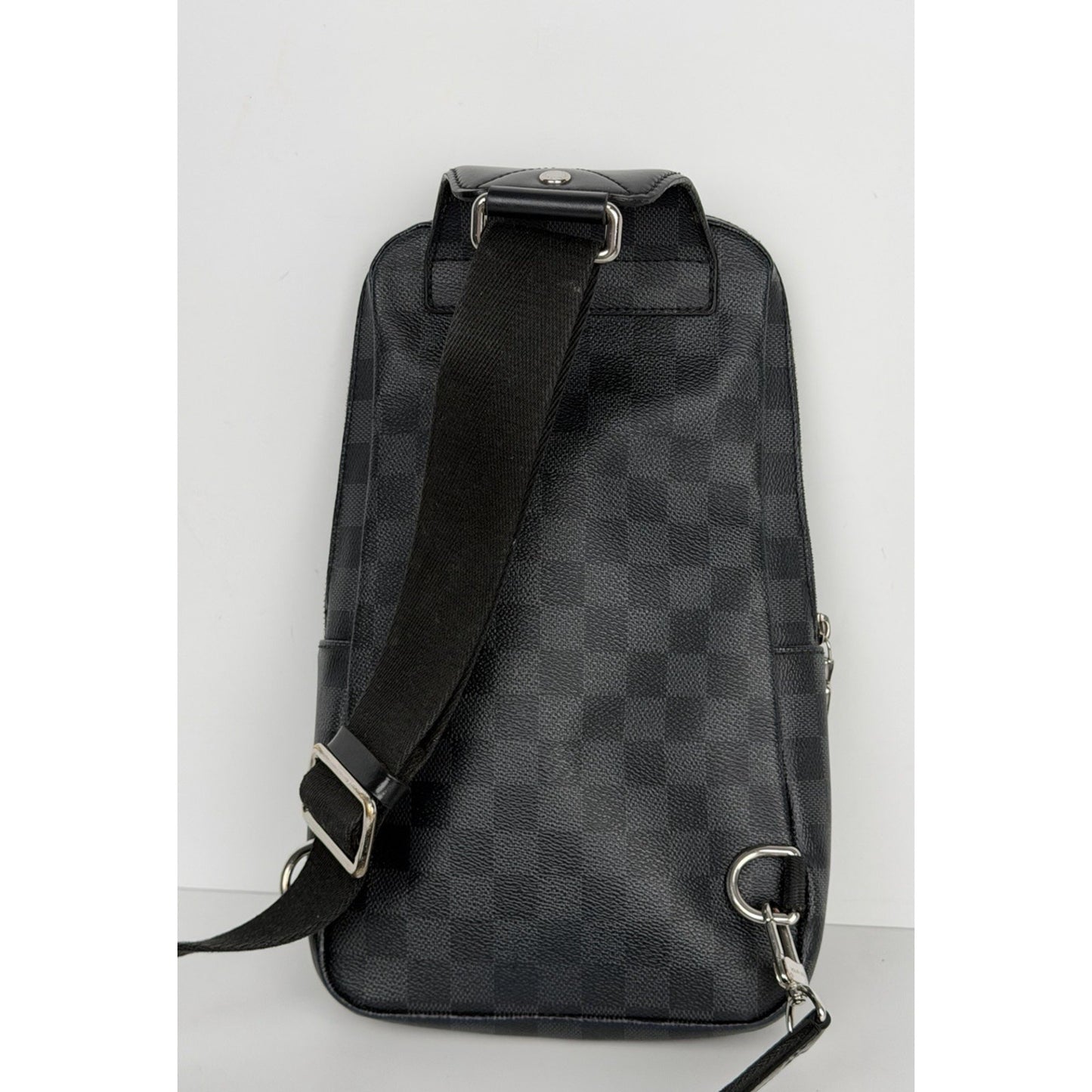 Louis Vuitton Avenue Sling Bag in Damier Graphite Canvas S11