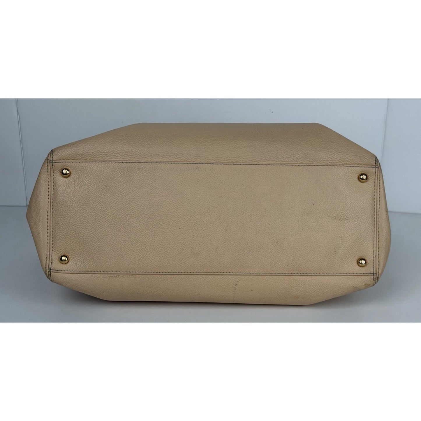 Chanel Executive Cerf Tote Beige Leather & Gold-Tone Hardware 2008-2009 C3