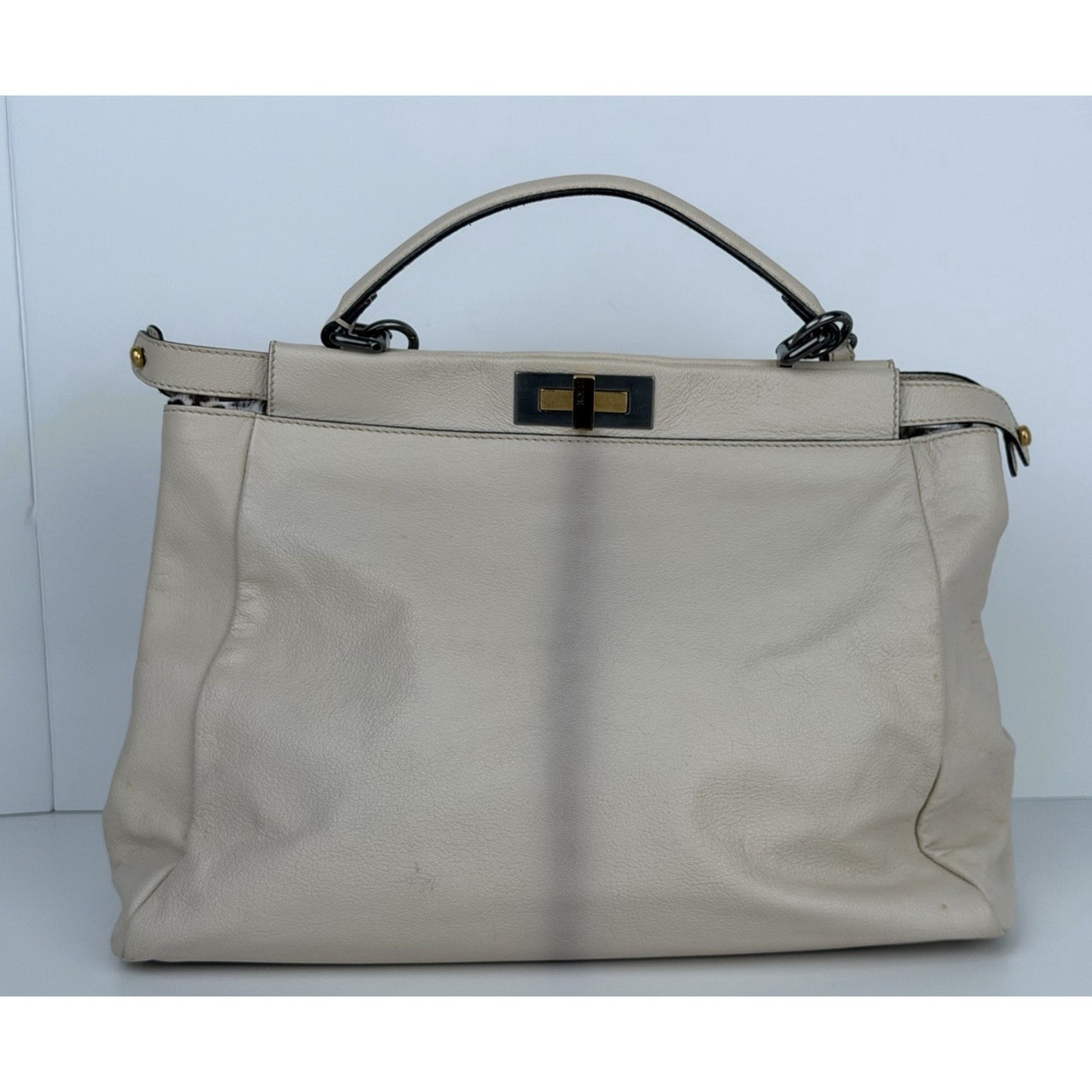 Fendi Peekaboo Bag in Light Beige Calf Leather S01
