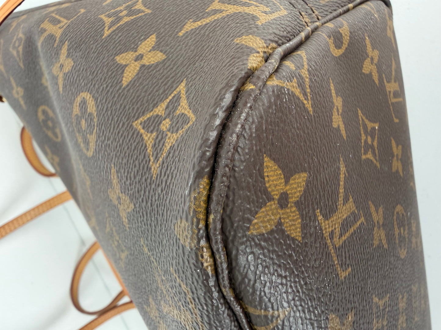 Louis Vuitton Monogram Neverfull MM Tote Bag in LV Monogram Canvas NFC S