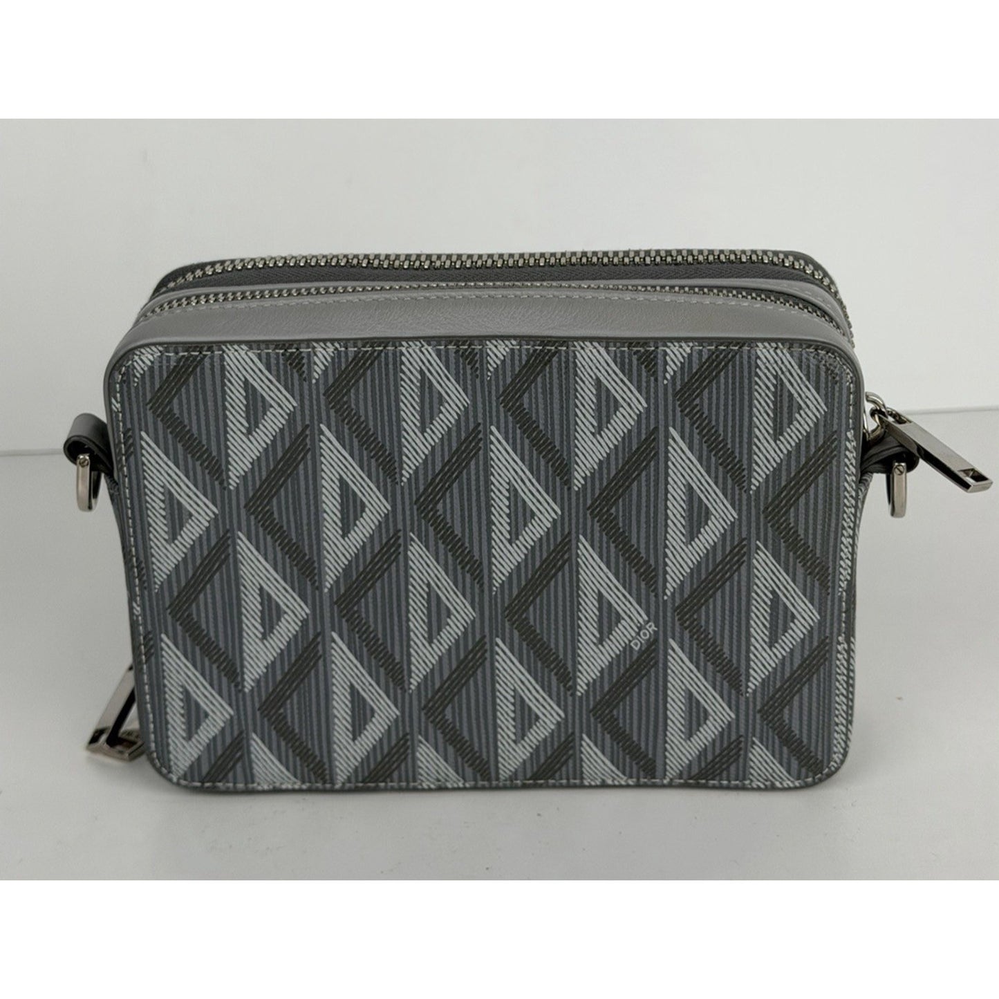 Christian Dior CD Diamond Messenger Pouch Gray Coated Canvas 2021 S17