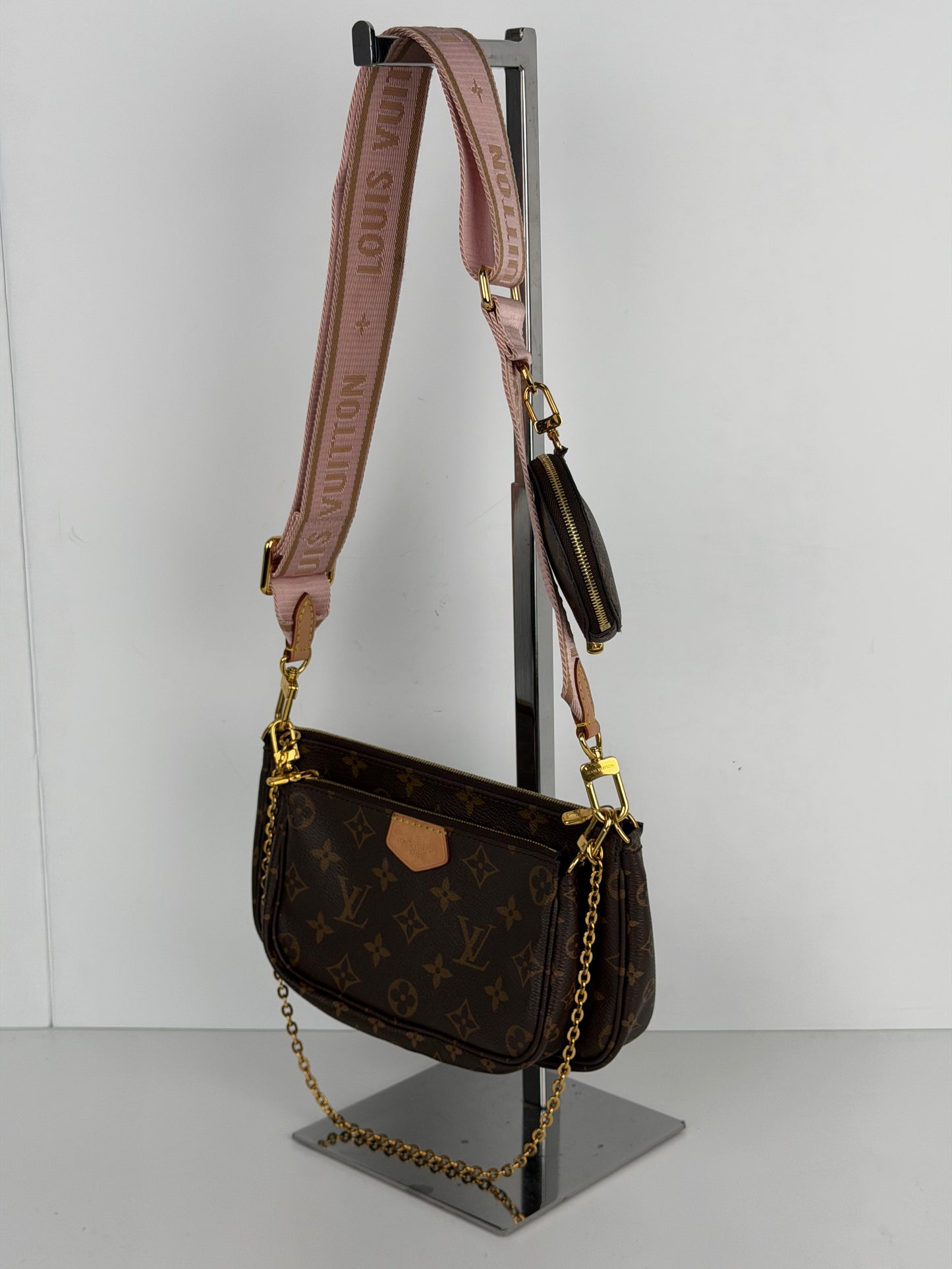 Louis Vuitton Multi Pochette Bag in Pink & Brown LV Monogram Coated Canvas NFC C-9