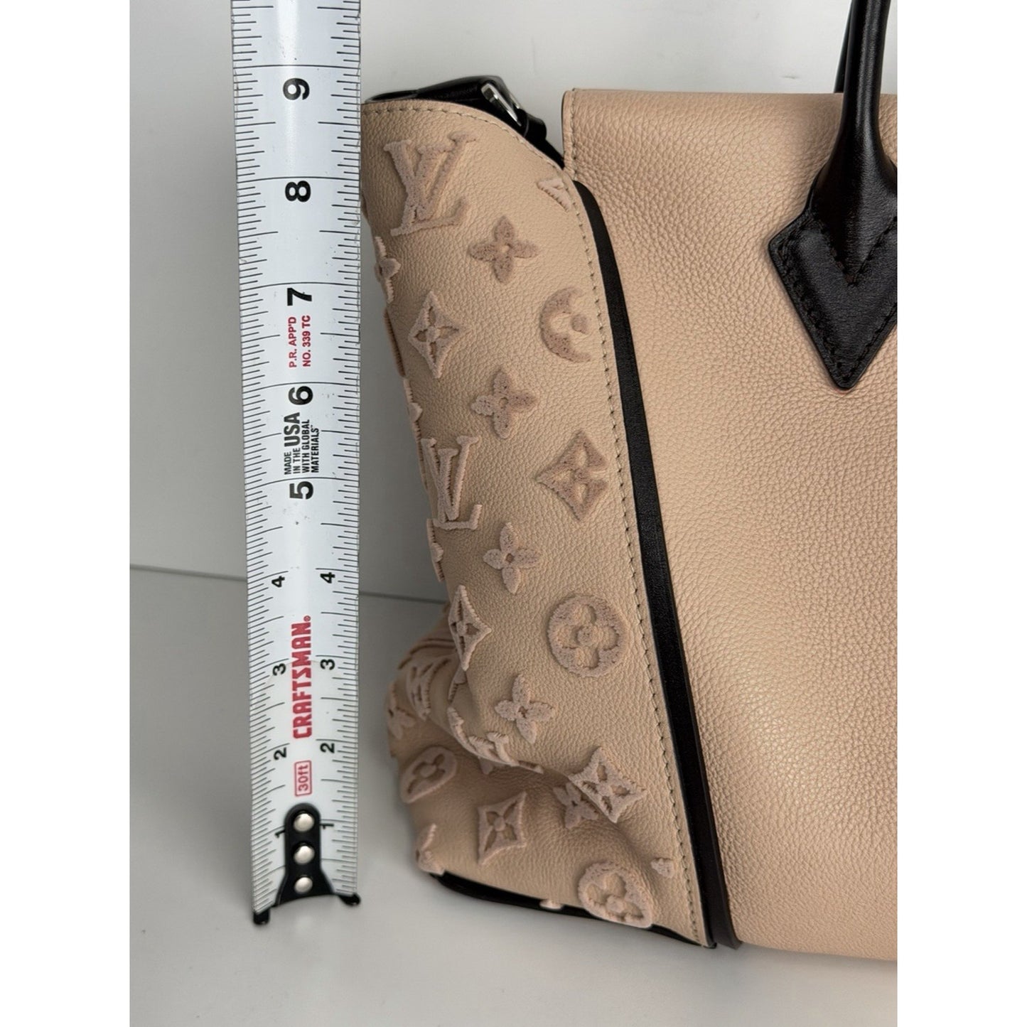 Louis Vuitton W Tote Bag Veau Cachemire Calfskin Plush Velour Monogram 2015 E2