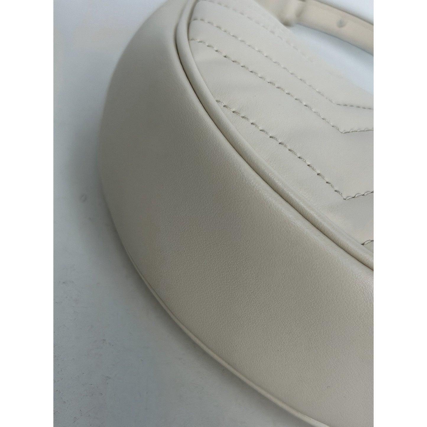 Gucci GG Marmont Small Leather Shoulder Bag White