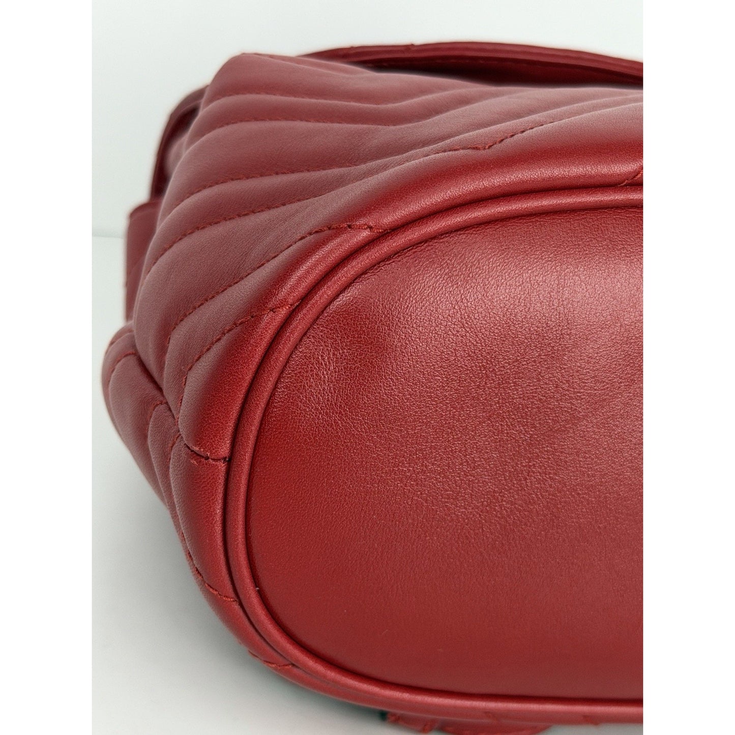 Gucci Marmont Drawstring Mini Backpack Matelasse Leather Red