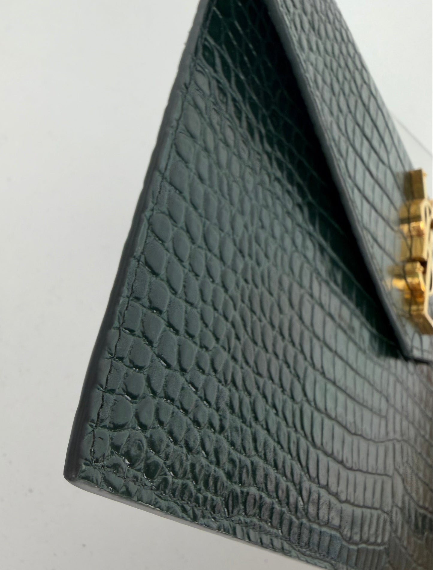 Saint Laurent Uptown Clutch Bag in Dark Green Croc-Embossed Leather YS-10