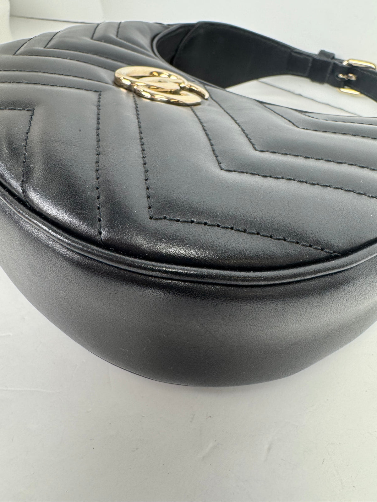 Gucci GG Marmont Half-Moon Mini Bag in Black Matelasse leather YS08