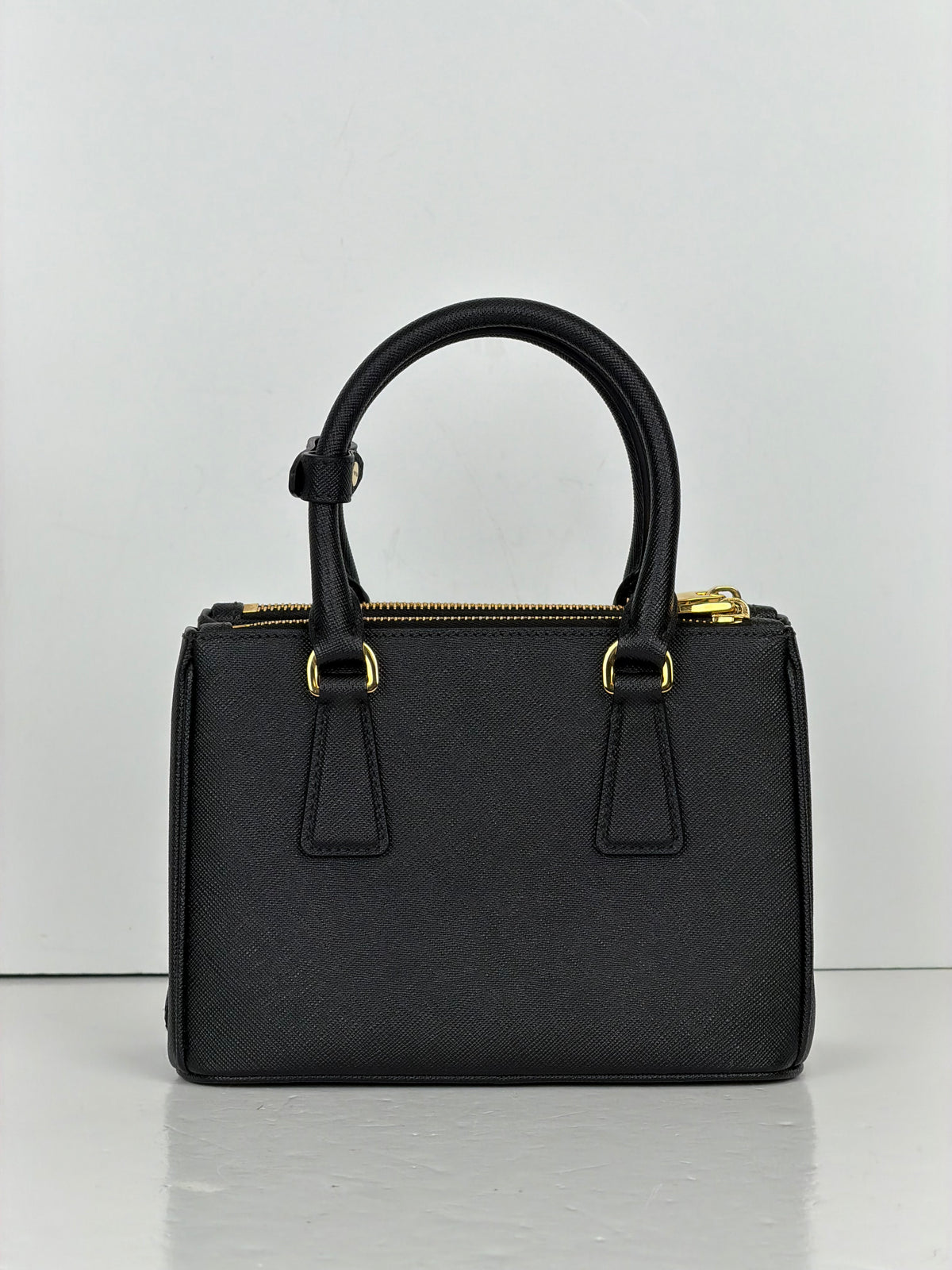 Prada Galleria Mini Top-Handle Bag in Black Saffiano Leather YK1