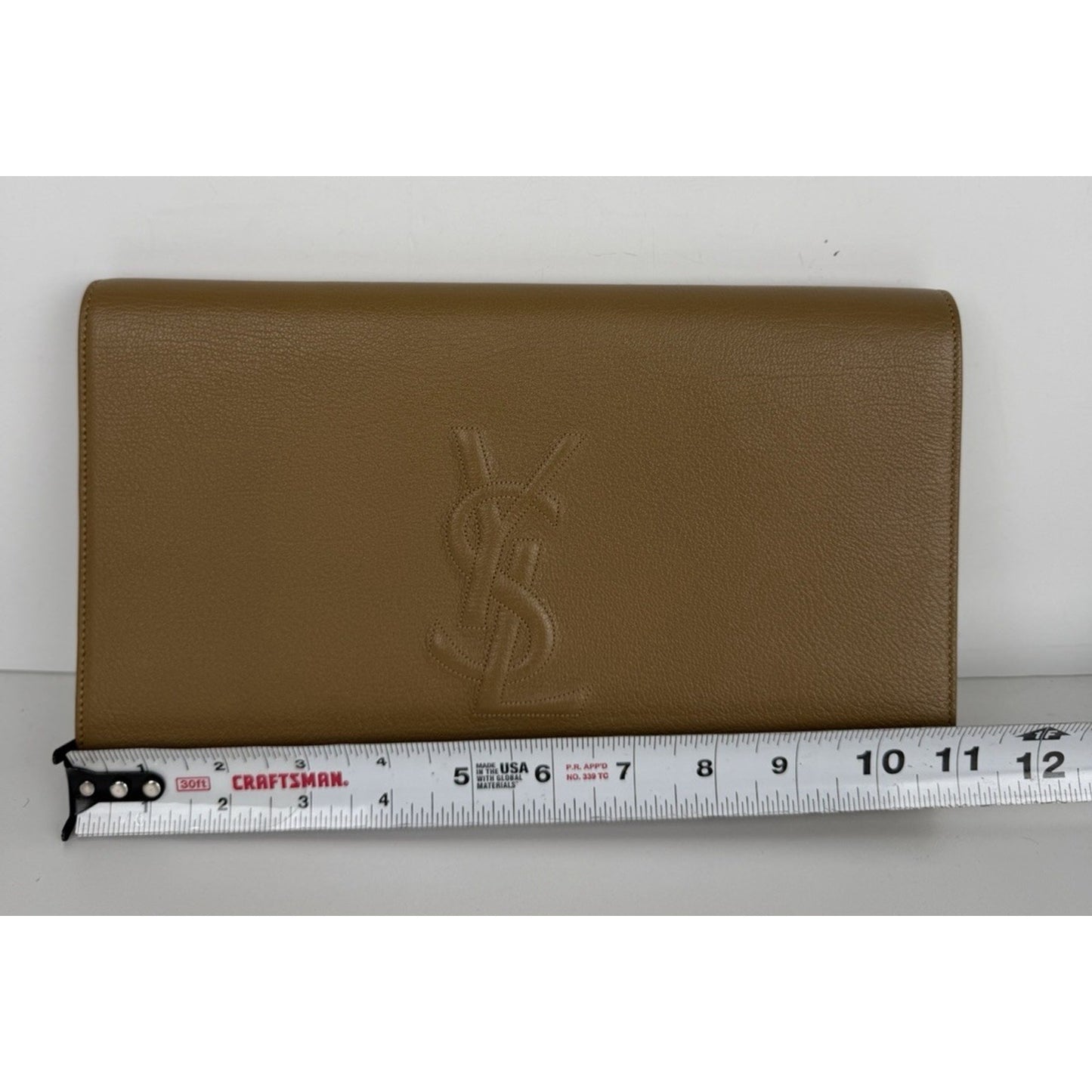 Saint Laurent Belle De Jour Large Clutch Bag in Beige Leather S19