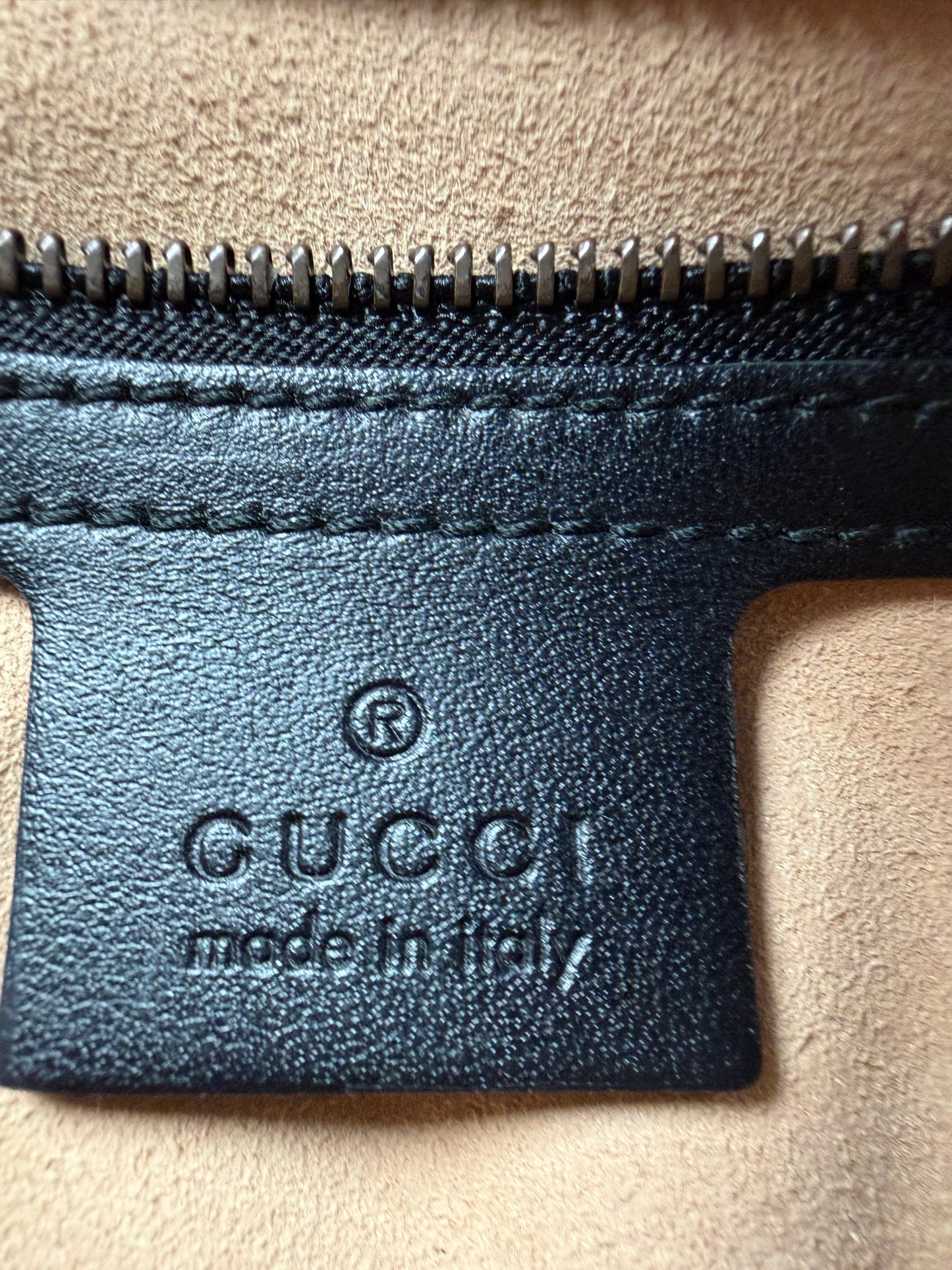 Gucci GG Marmont Medium Top Handle Shoulder Bag in Black Leather S