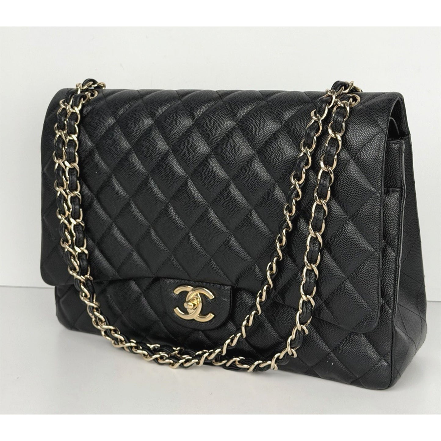 Chanel Classic Maxi Double Flap Bag in Black Caviar Quilted Leather NFC E4