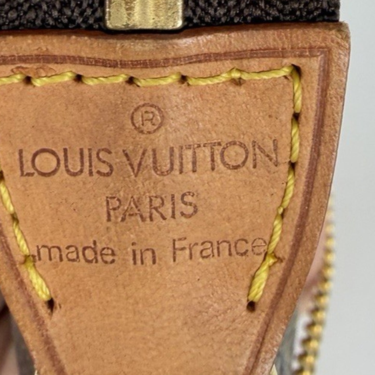 Louis Vuitton Mini Pochette Accessoires Bag in Coated Canvas Vintage 2004 S-05