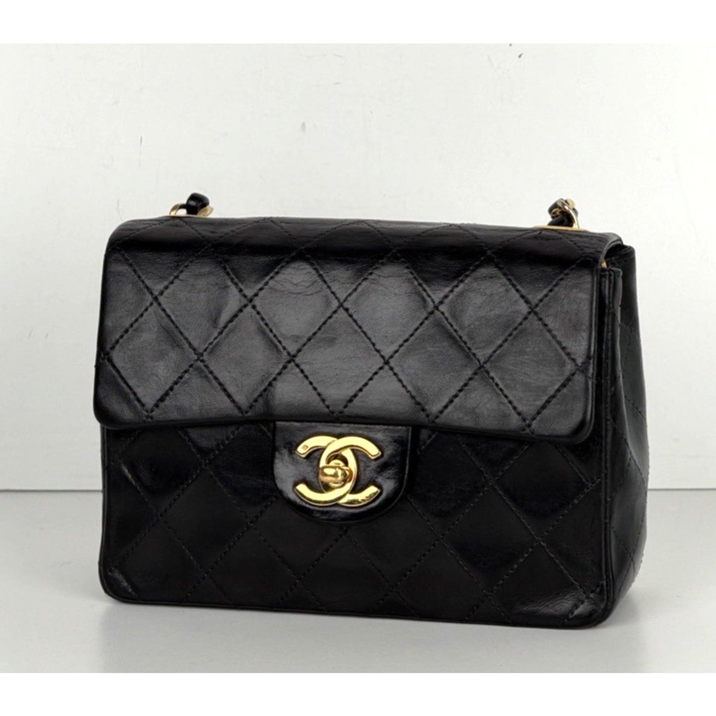 Chanel Mini Square Single Flap Bag in Black Vintage 1986-1988 E-8