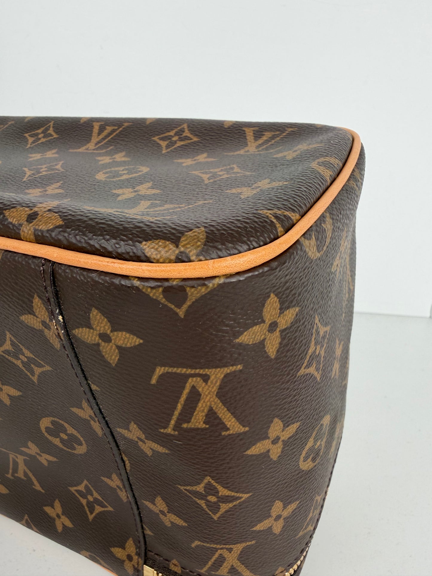 Louis Vuitton Nice BB Vanity Case Bag in Brown LV Monogram Coated Canvas NFC YS-10