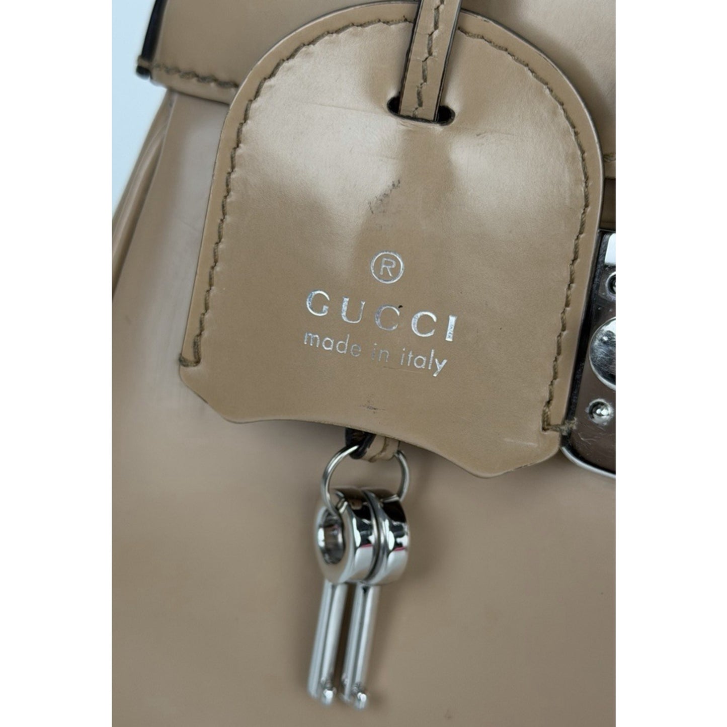Gucci Lady Lock Bamboo Top Handle Bag in a Light Beige Leather S08