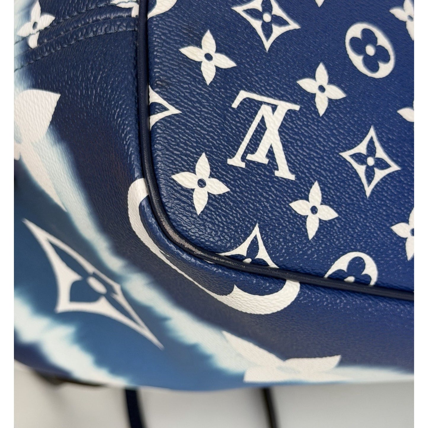 Louis Vuitton Neverfull Tote Bag MM in Escale Monogram Canvas 2020 D4