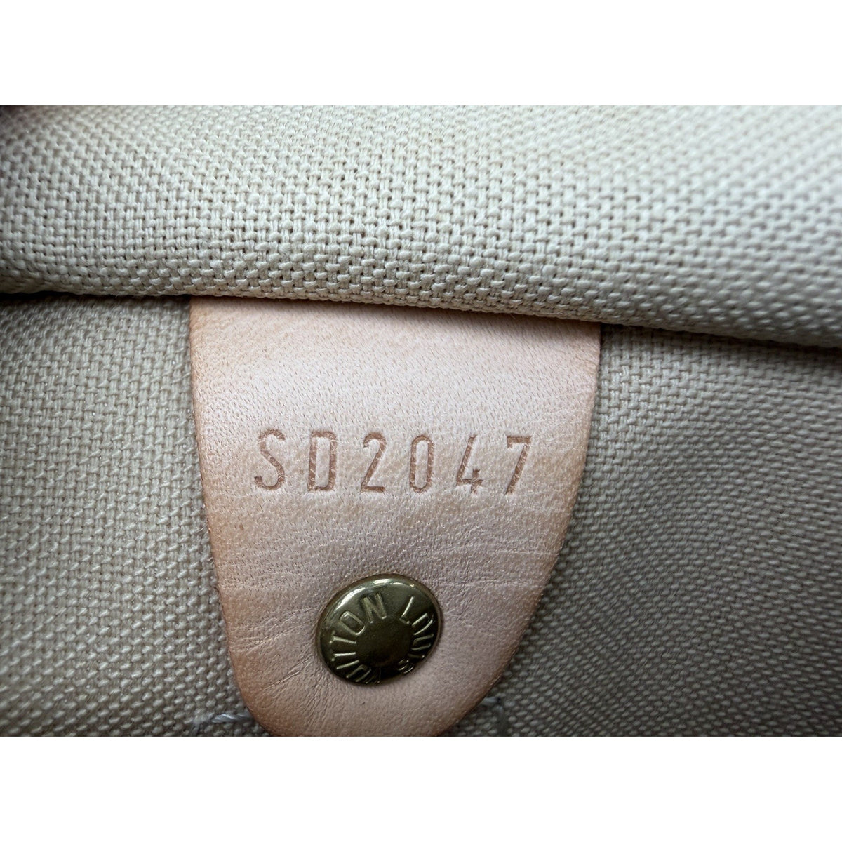 Louis Vuitton Speedy 30 Top Handle Bag in Damier Azur Coated Canvas 2007 S02