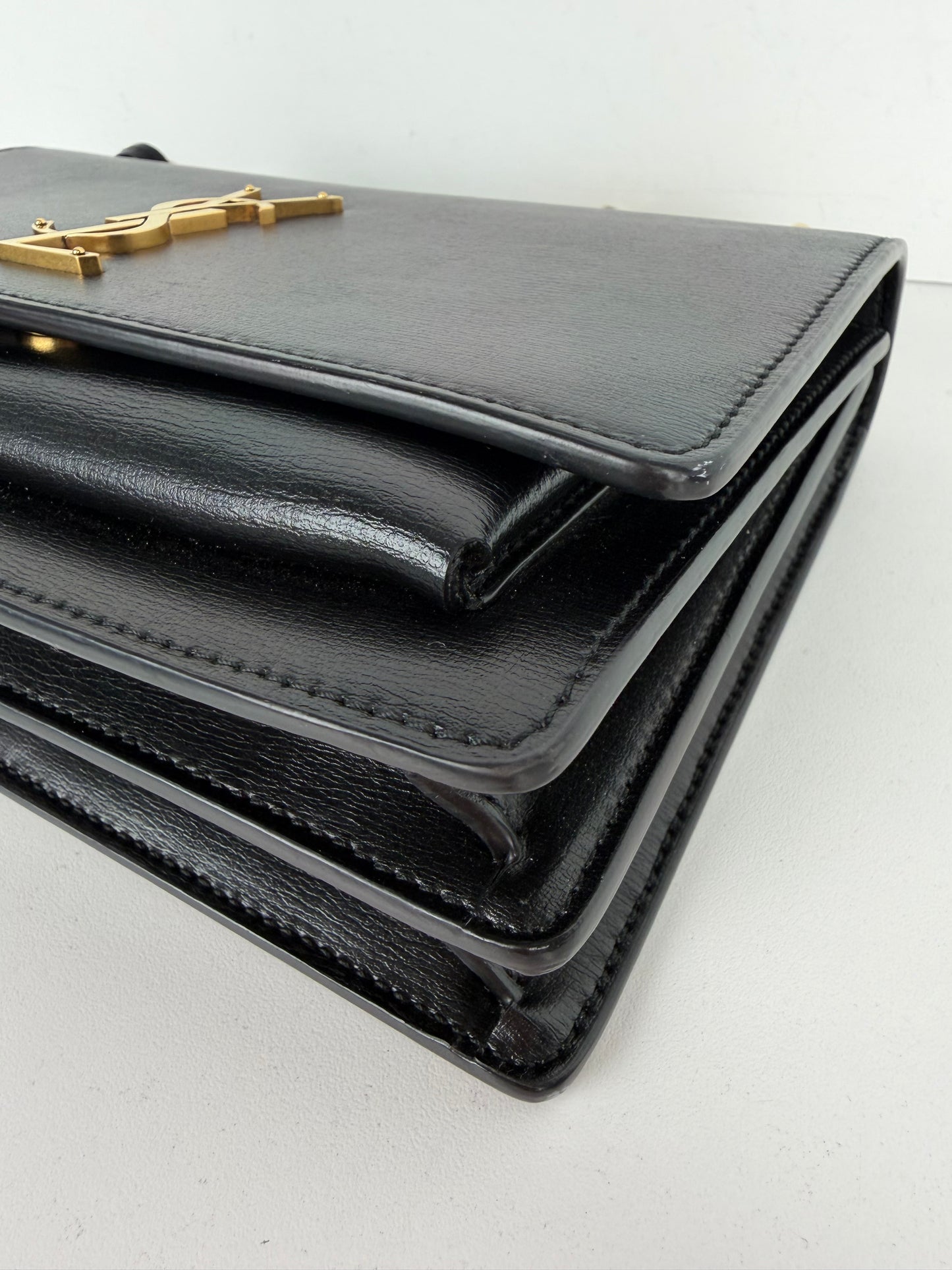 Saint Laurent Medium Sunset Shoulder Bag in Smooth Black Calfskin Leather YC-5