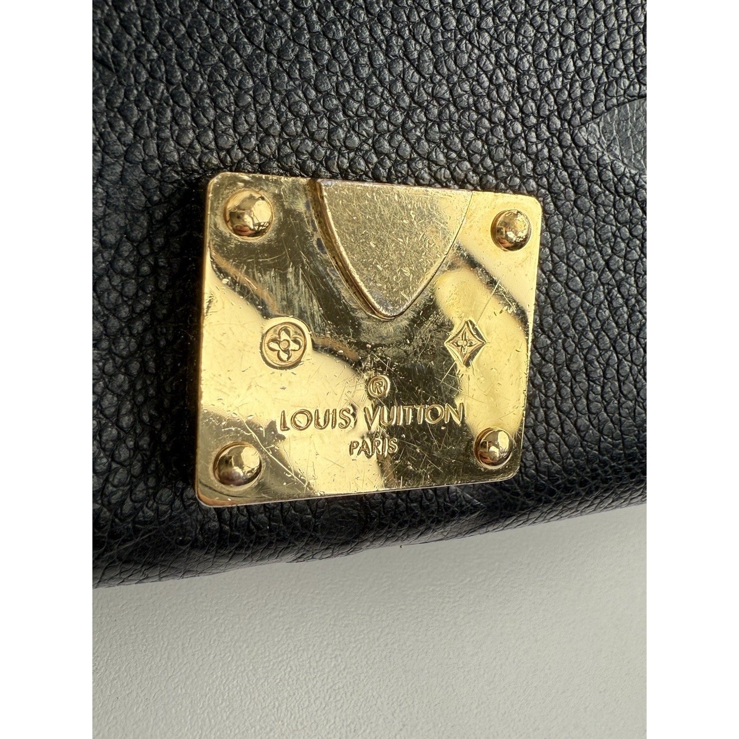Louis Vuitton Favorite NM Handbag Monogram Empreinte Giant