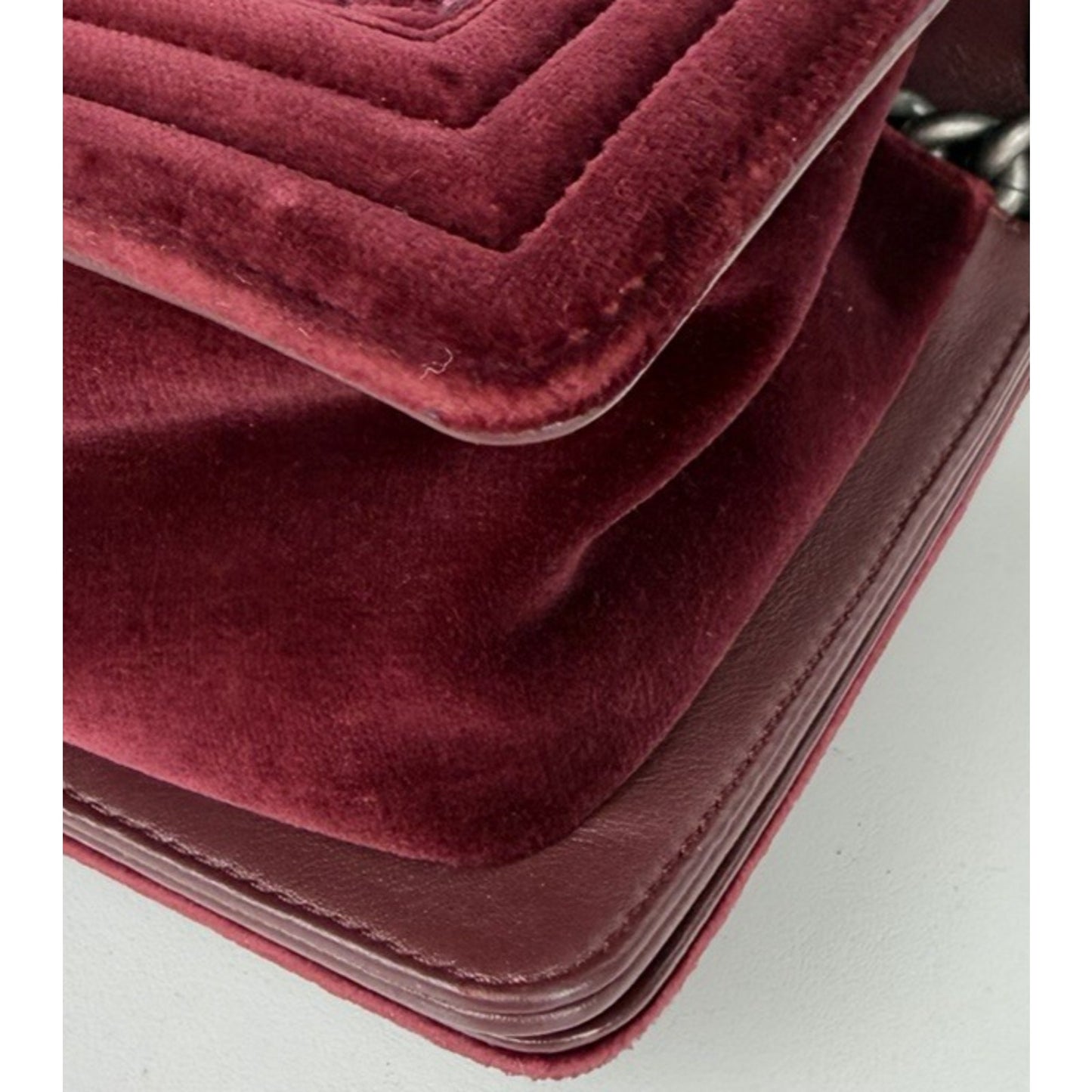Chanel Old Medium Boy Bag in Burgundy Velvet with Ruthenium Hardware 2014 C-2