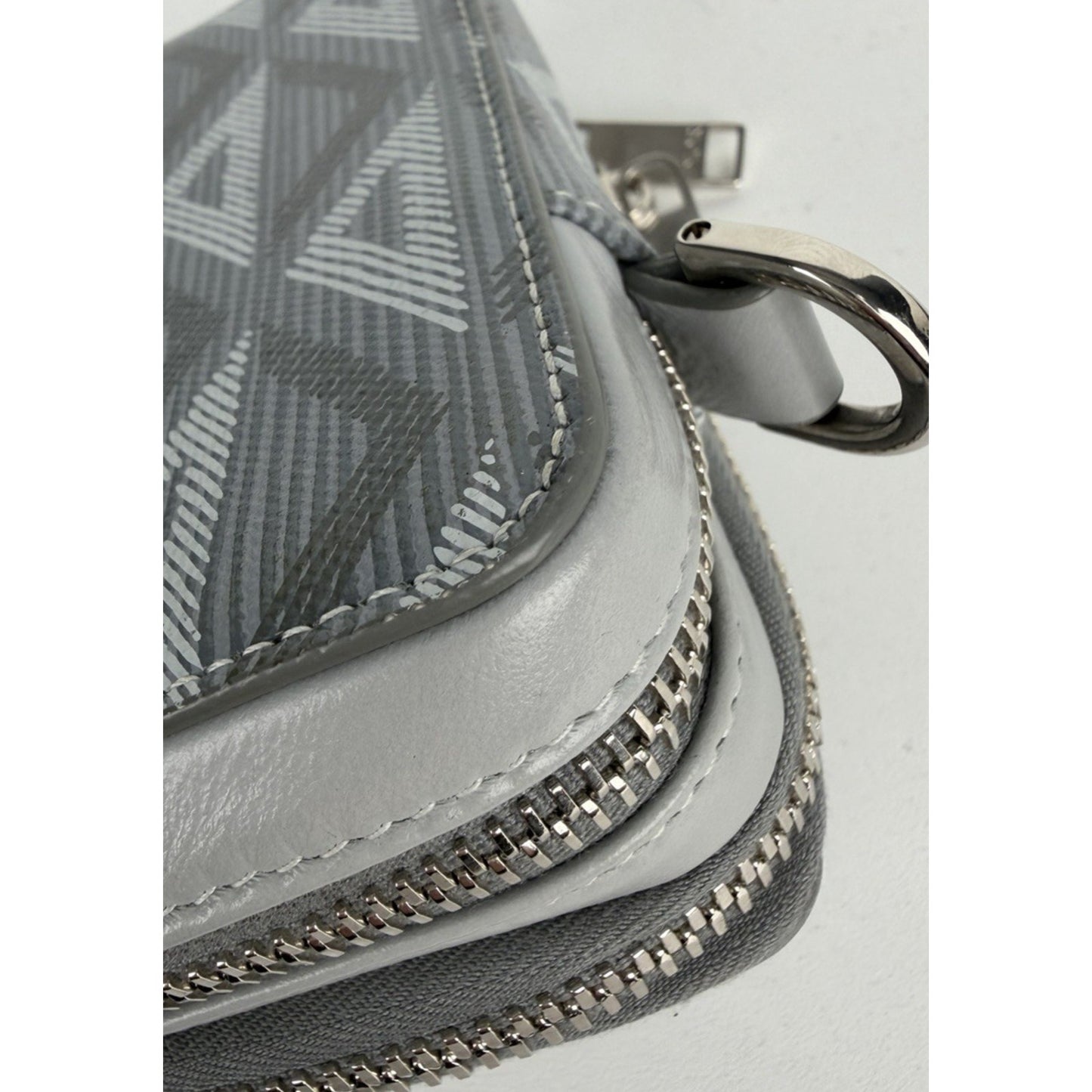 Christian Dior CD Diamond Messenger Pouch Gray Coated Canvas 2021 S17