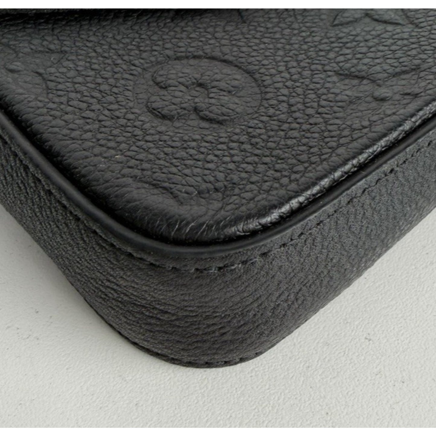 Louis Vuitton Pochette Felicie Wallet Bag in Black Monogram Empreinte NFC S11