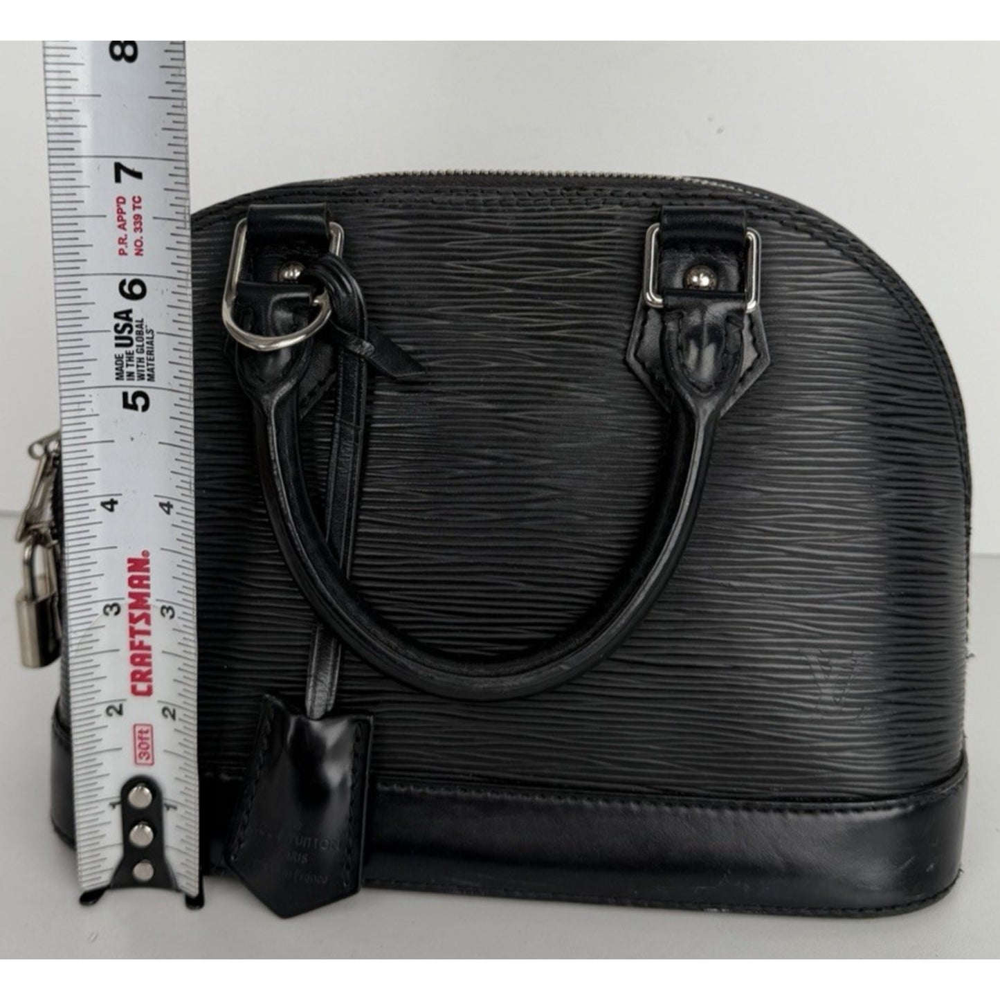 Louis Vuitton Alma BB Bag in Black Textured Epi Leather 2019 S-05