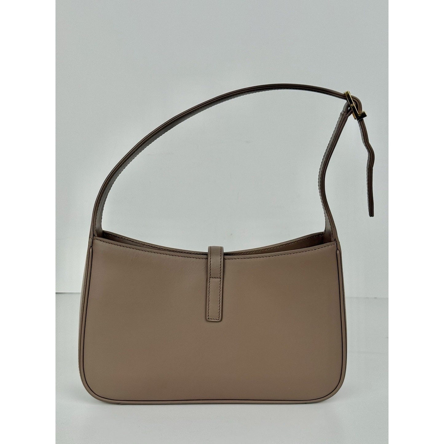 Saint Laurent Le 5 à 7 Beige Leather Shoulder Bag