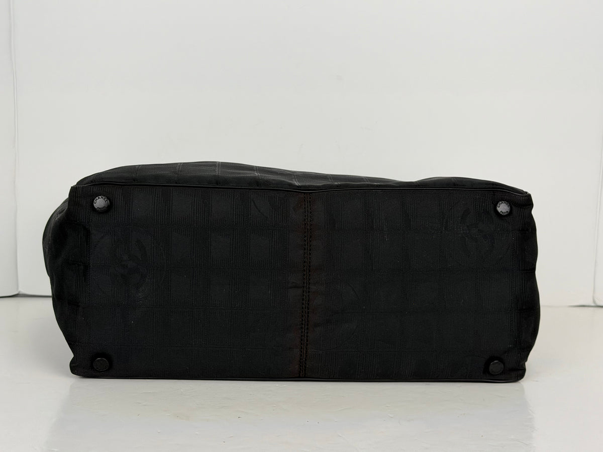 Chanel Travel Line Tote in Black Nylon Vintage 2000-2002 YS26