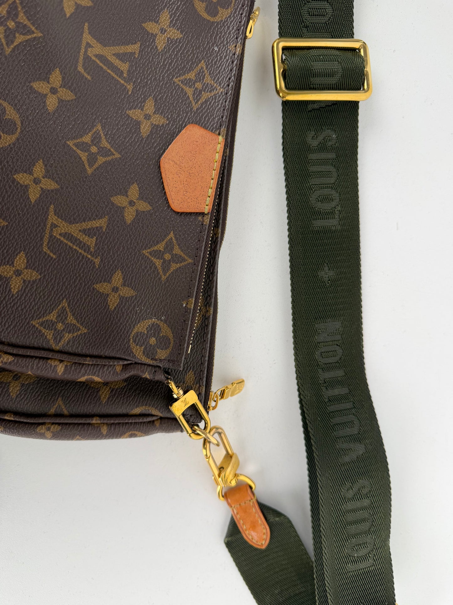 Louis Vuitton Multi Pochette Bag in Khaki & Brown LV Monogram Coated Canvas NFC C-9
