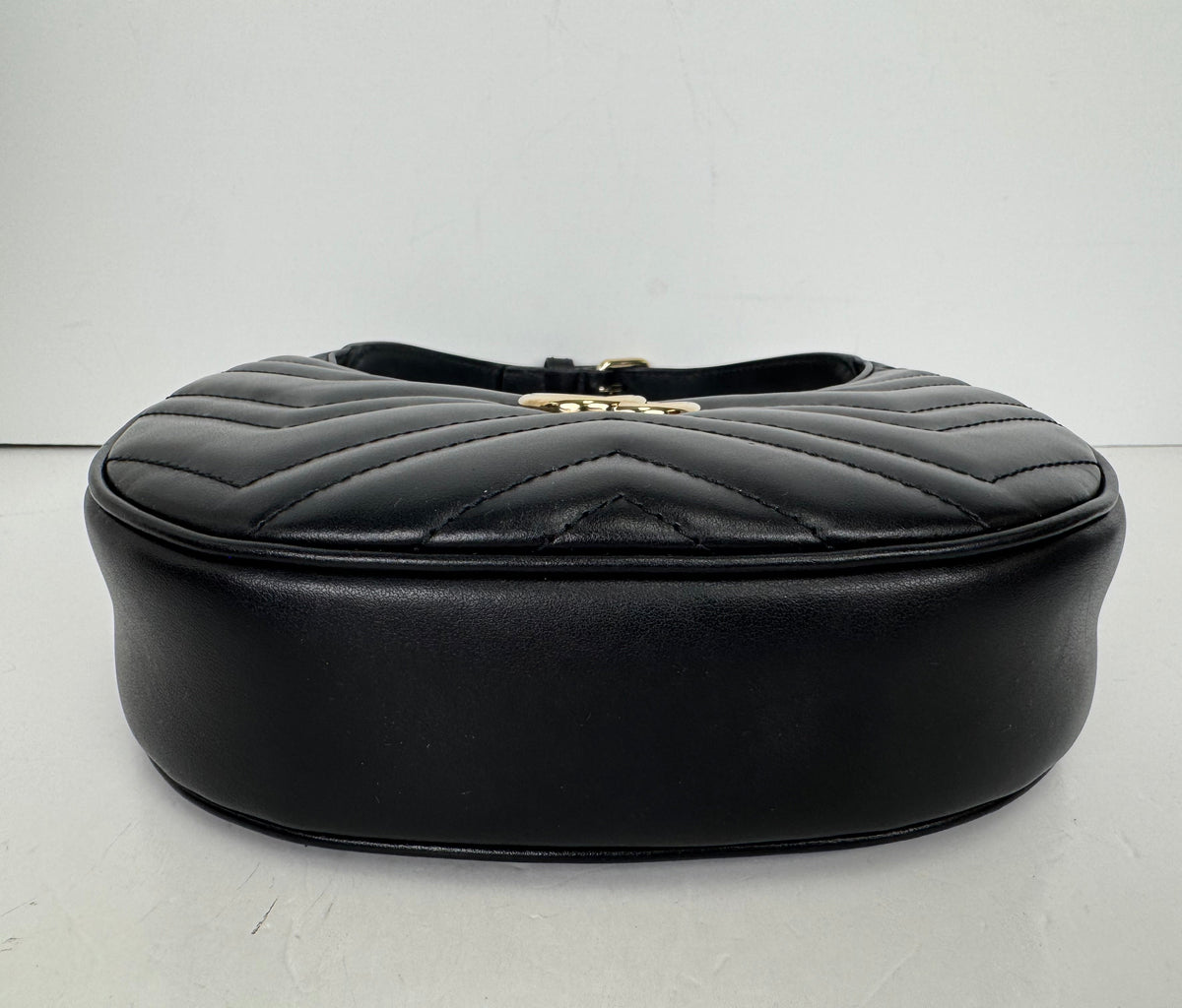 Gucci GG Marmont Half-Moon Mini Bag in Black Matelasse leather YS08