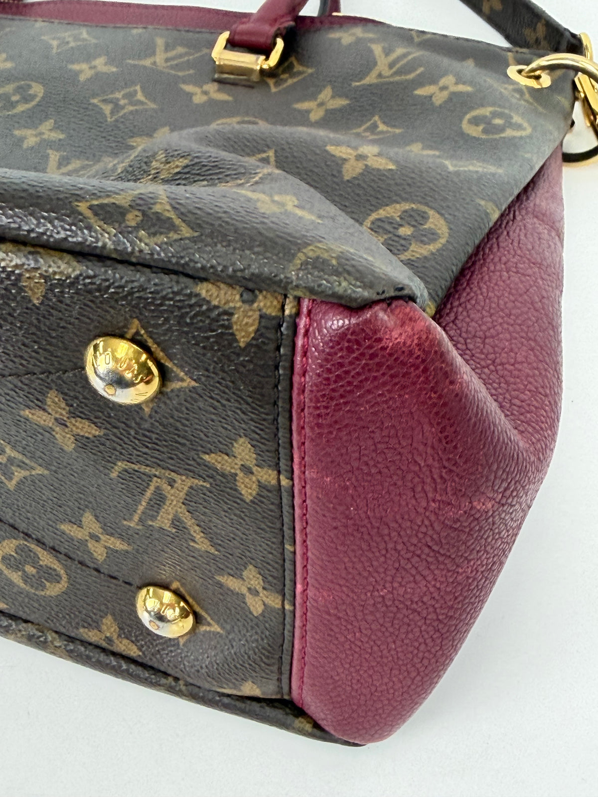 Louis Vuitton Pallas MM Bag in Brown LV Monogram Coated Canvas 2017 YS-22
