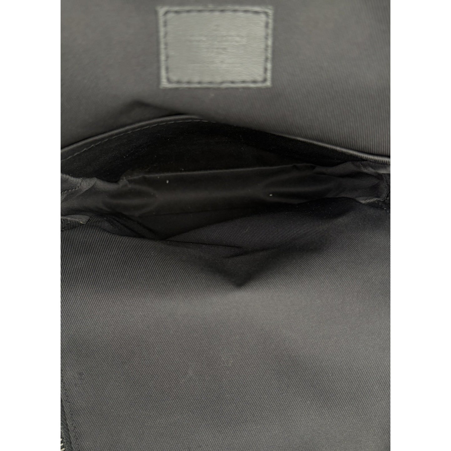 Louis Vuitton Avenue Sling Mens Crossbody Bag in Damier Black Infiniti 2018 S