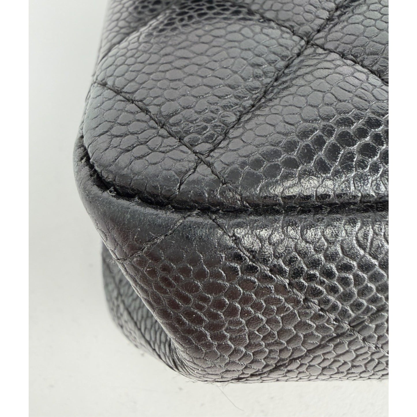 Chanel Classic Bag Black Grained Calfskin Leather & Gold-Tone Hardware D1