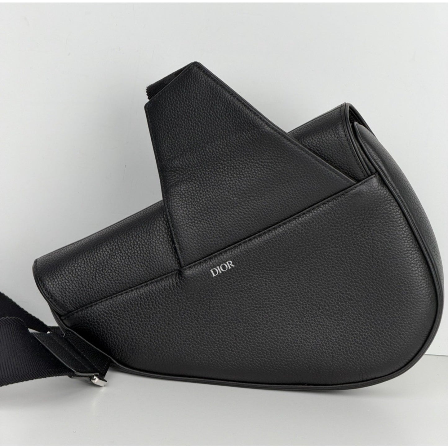 Christian Dior Saddle Bag in Black Grained Calfskin Leather 2021 D3