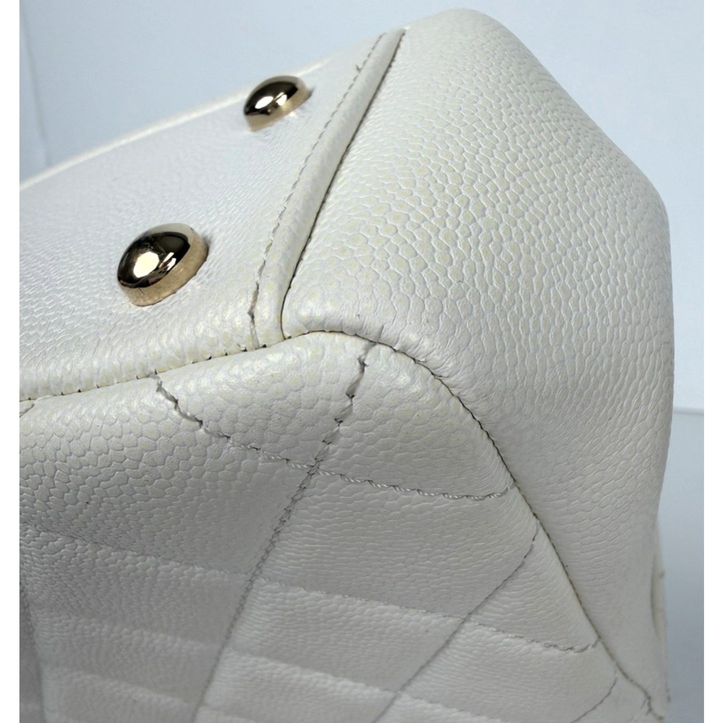 Chanel Business Affinity Flap Bag Small in White Quilted Caviar Leather NFC E4