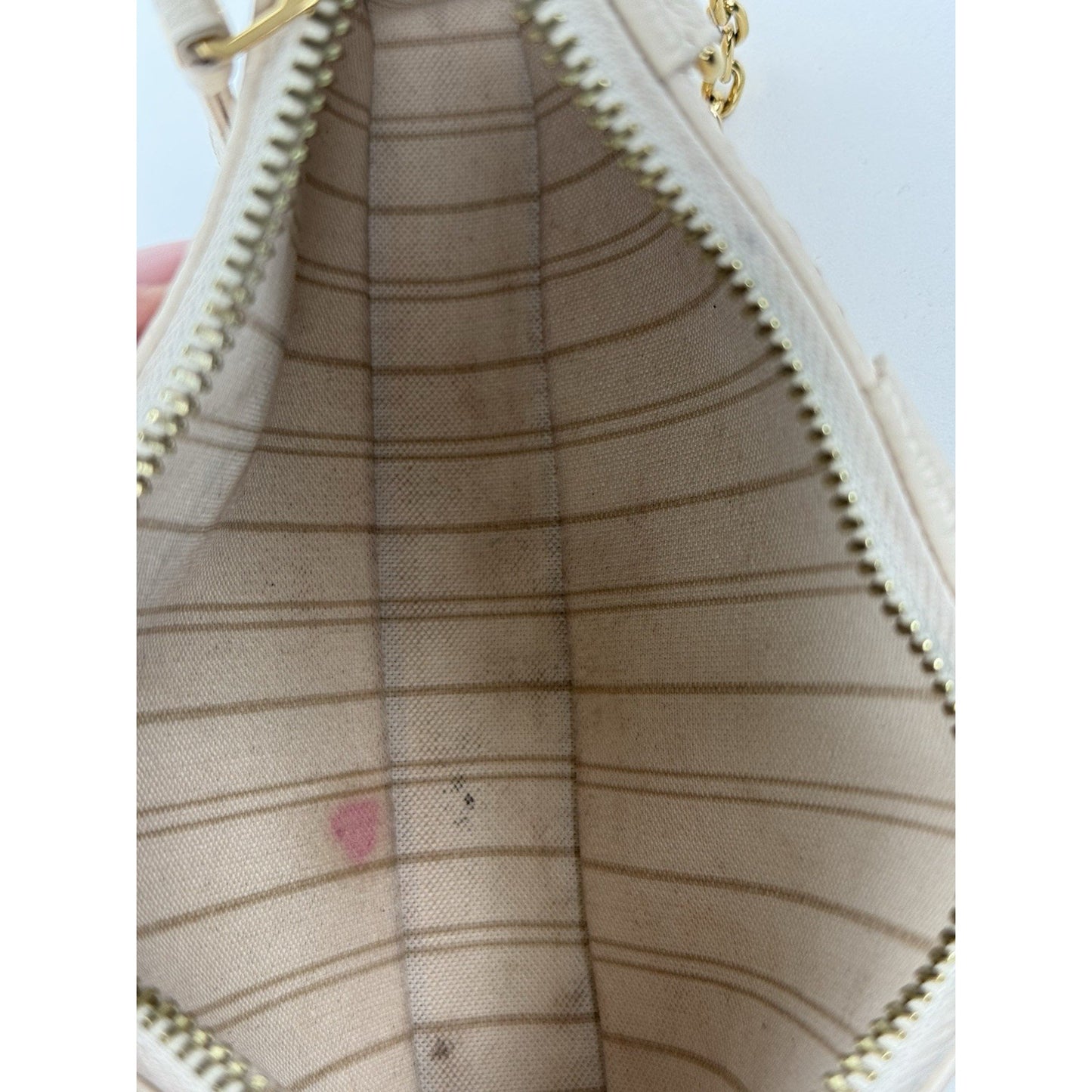 Louis Vuitton Easy Pouch On Strap White Monogram Empreinte Leather