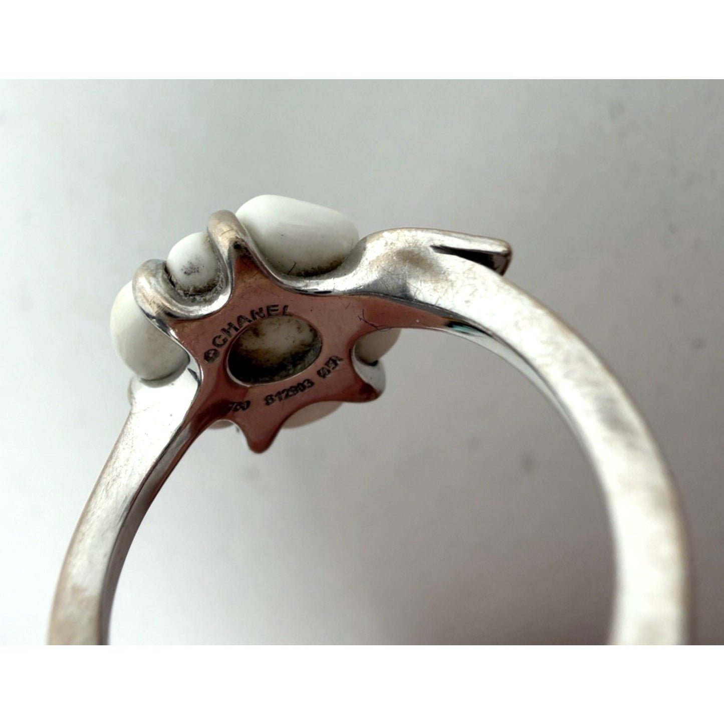 Chanel Camellia Agate Diamond Ring Size 5 in 18k White Gold