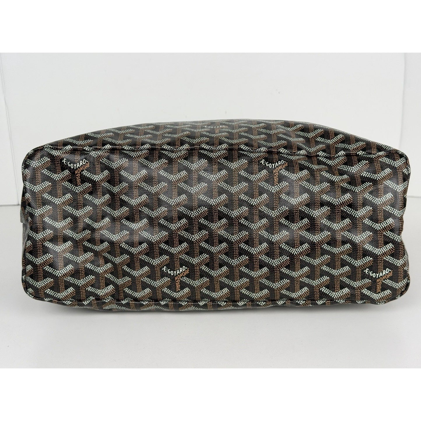 Goyard Boheme Hobo Bag in Goyardine Coated Canvas and Chevron Pattern D2